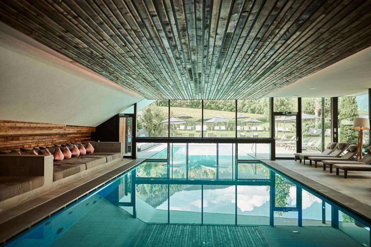 Hotel Petrus Bruneck Exteriör bild