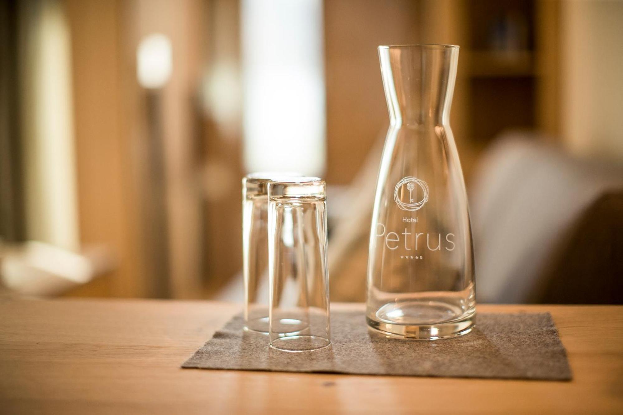 Hotel Petrus Bruneck Rum bild