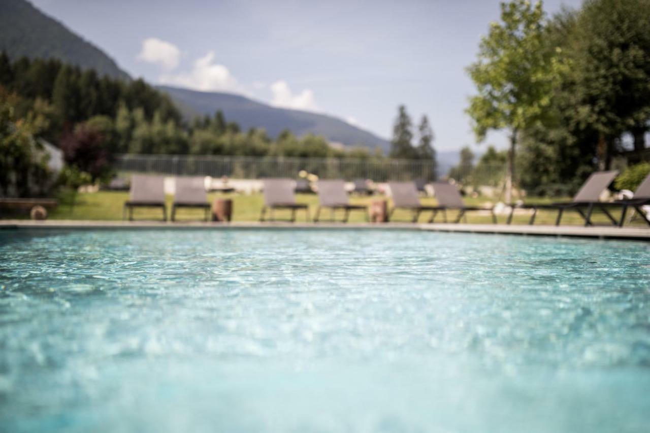 Hotel Petrus Bruneck Exteriör bild